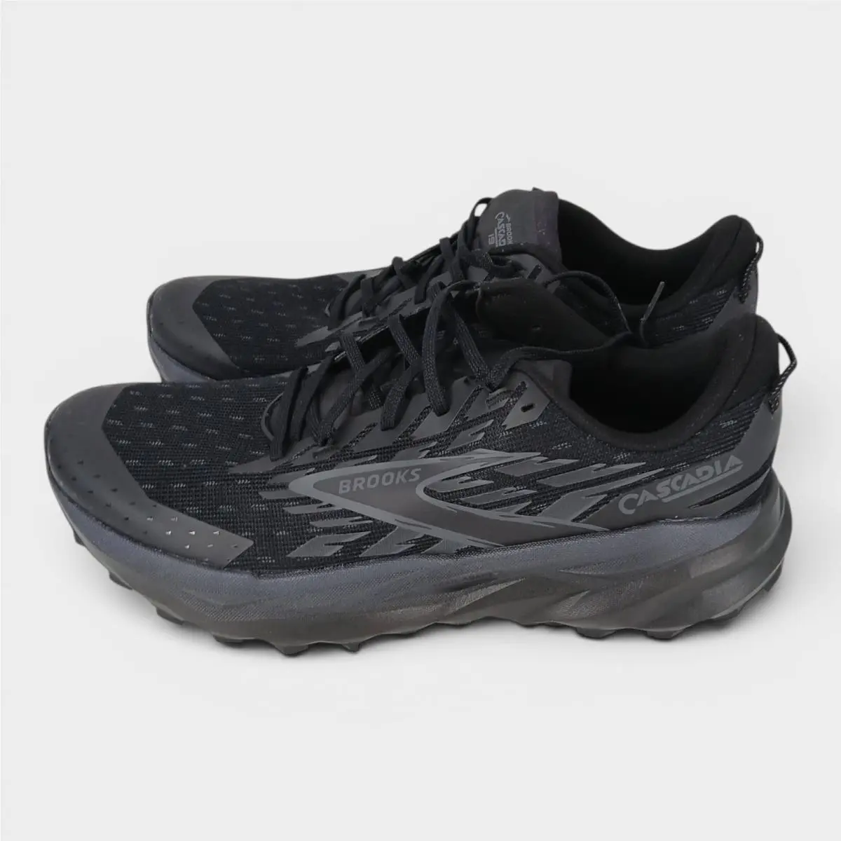 Brooks shoes - As Pictured 0