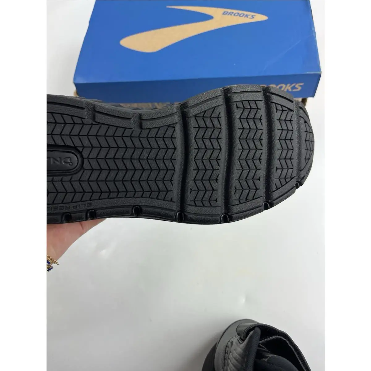 Brooks shoes - Brooks Addiction Walker V-strap 2 - Black 15