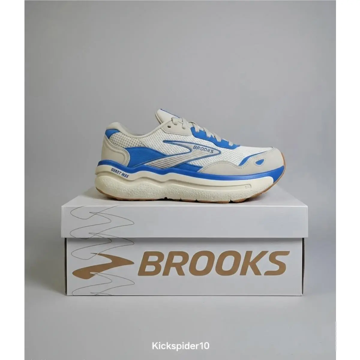 Brooks Ghost Max SE Size 8.5 B Women`s Walking Running Shoes Max Cushion Suede