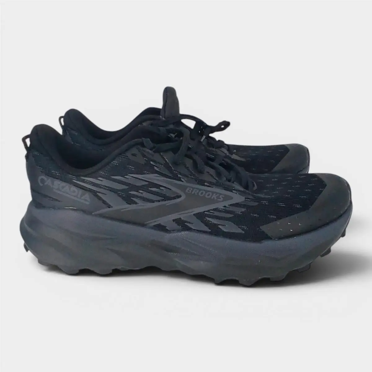 Brooks Men`s Cascadia 19 Trail Running Shoes Sneakers Size 9