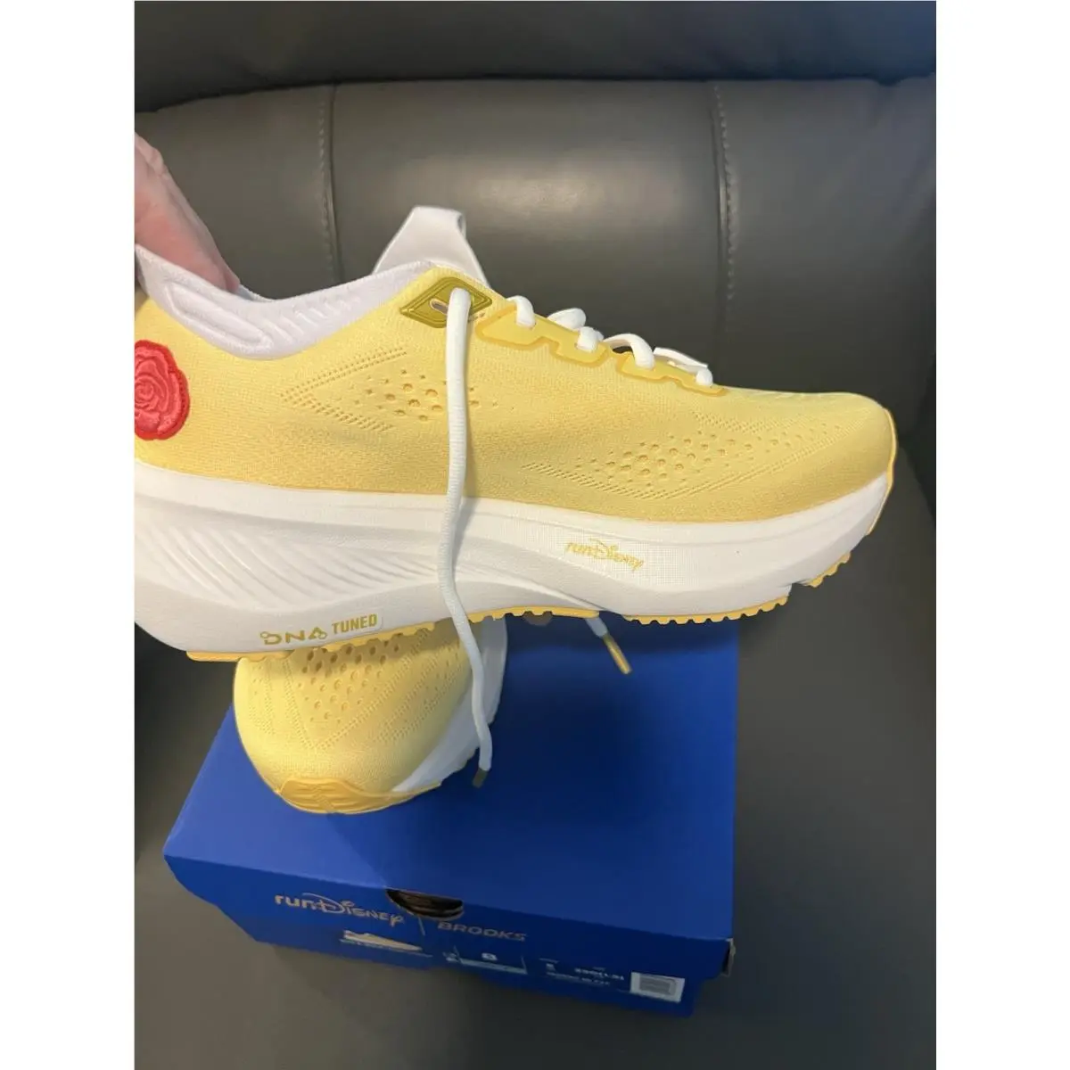 Brooks shoes - Brooks Rundisney Princess - Rundisney Princess - Yellow 4