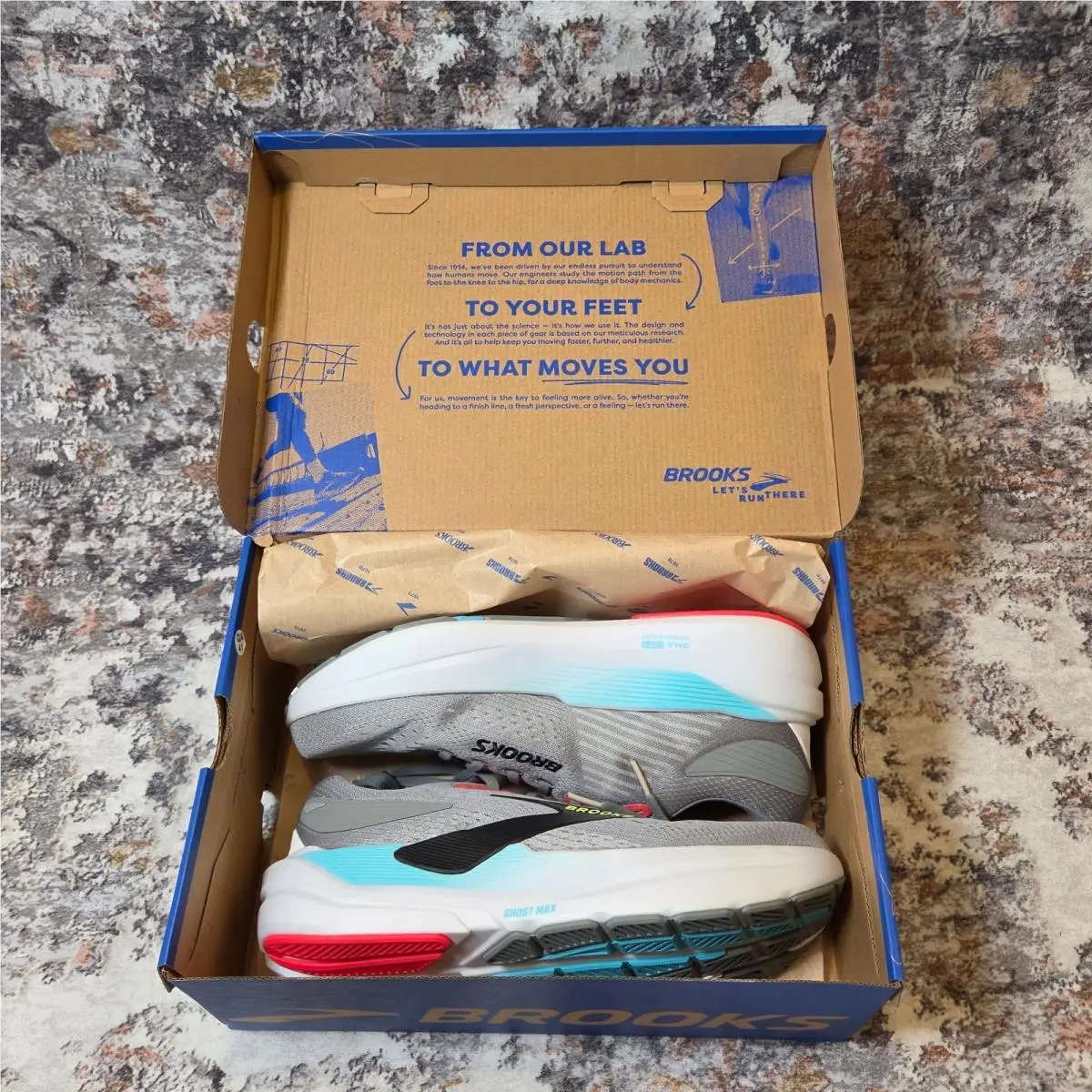 Brooks shoes - Brooks Ghost Max 3 - Ghost Max - Primer Grey/Antarctica/Red 12