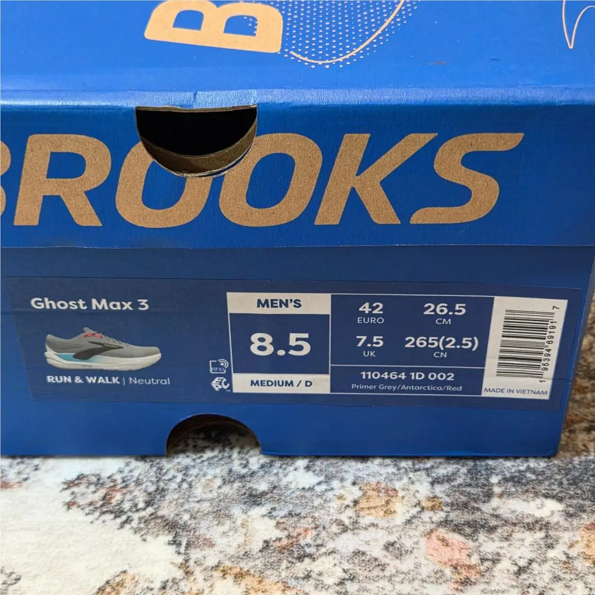 Brooks shoes - Brooks Ghost Max 3 - Ghost Max - Primer Grey/Antarctica/Red 17