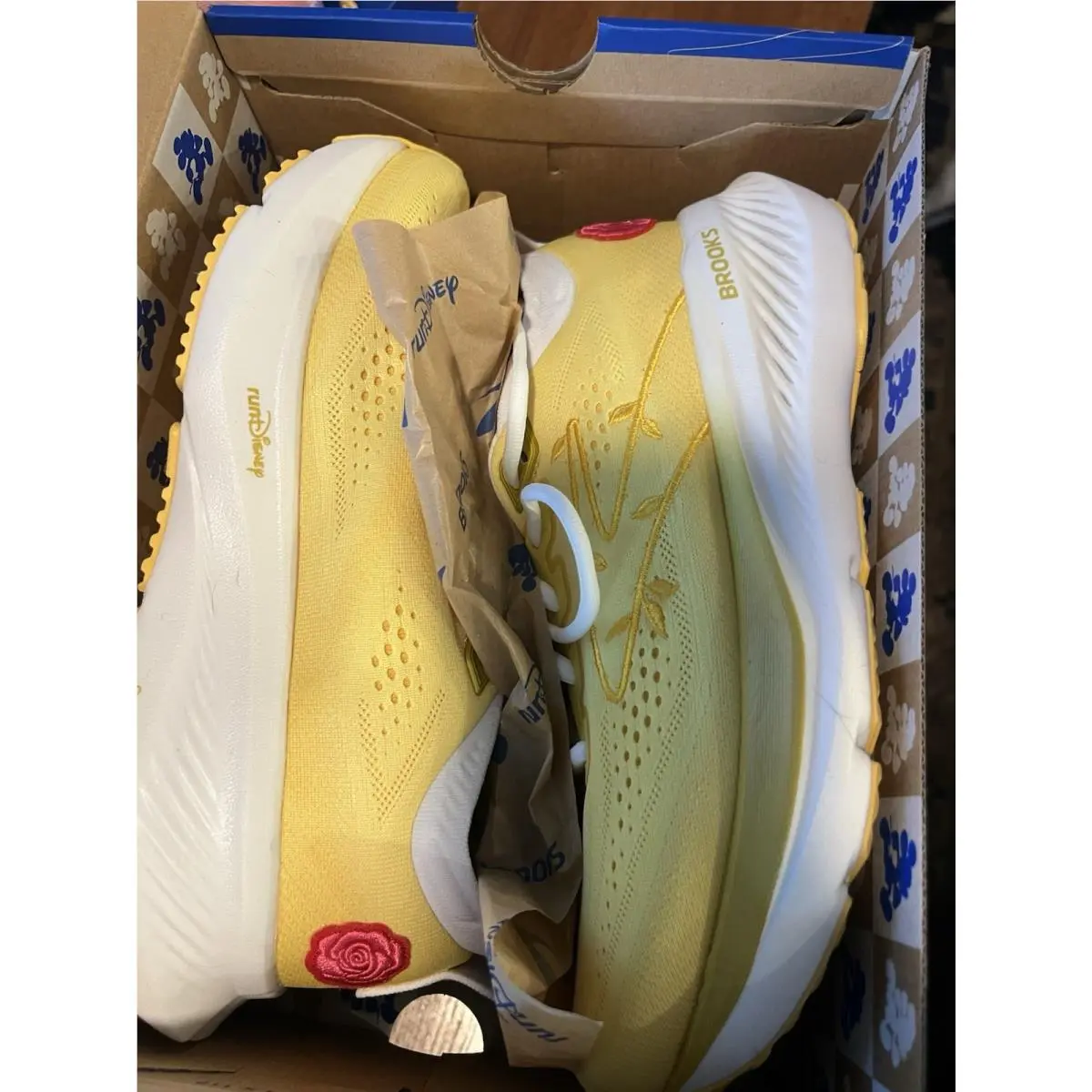 Brooks shoes - Brooks Rundisney Princess - Rundisney Princess - Yellow 6
