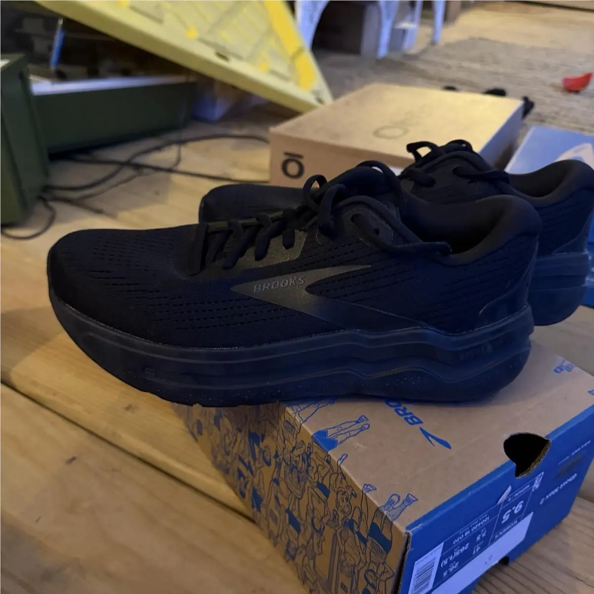 Brooks shoes - Brooks Ghost Max 2 Wide - 120420-1D-020 - Black 2