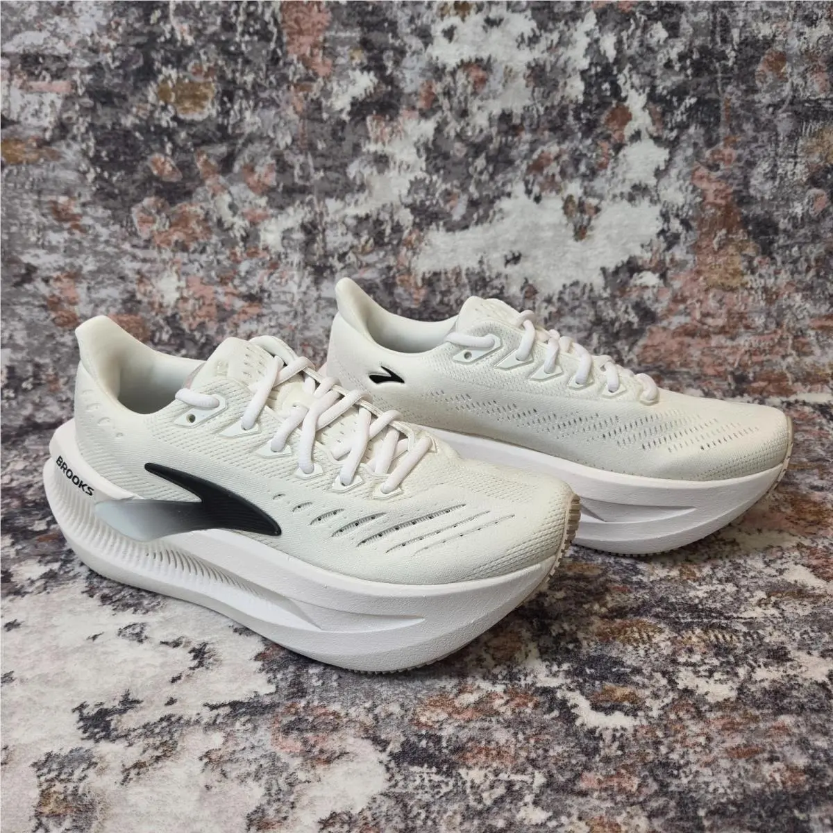 Brooks shoes - Brooks Glycerin Max 2 - Glycerin Max - White / Black / Chateau Gray 6