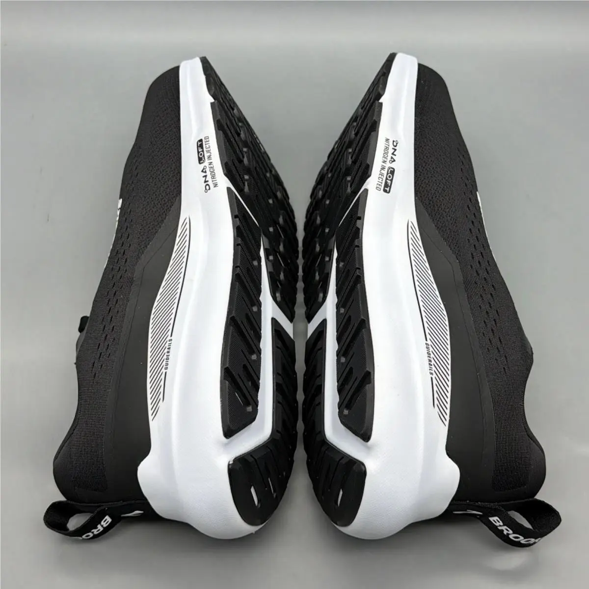Brooks shoes - Brooks Ariel GTS 26 - Ariel GTS - 1204441D090 - Black (UPC: 0195394754186) 3