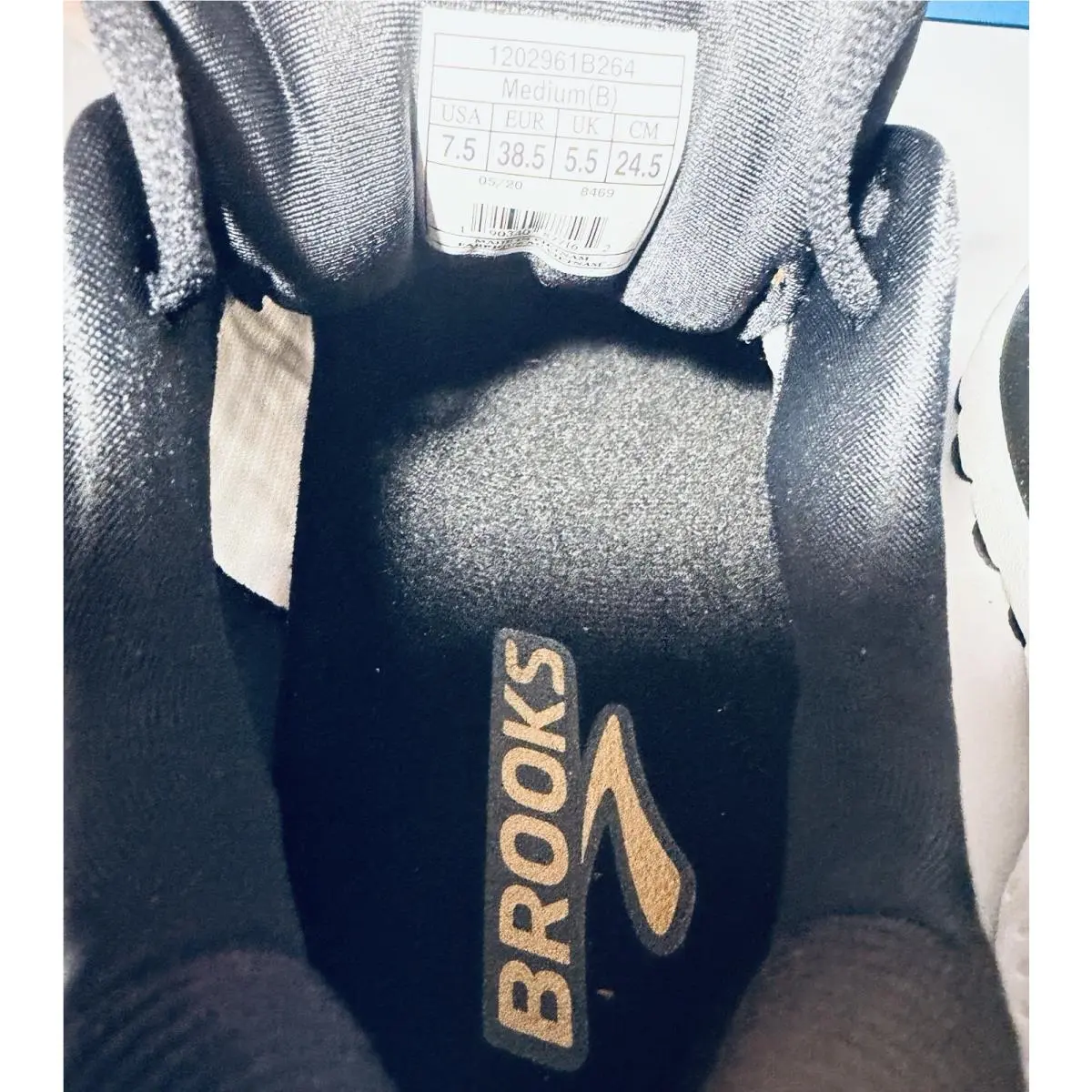 Brooks shoes - Brooks Adrenaline GTS 20 - Adrenaline GTS - 1202961B264 - Brown 7