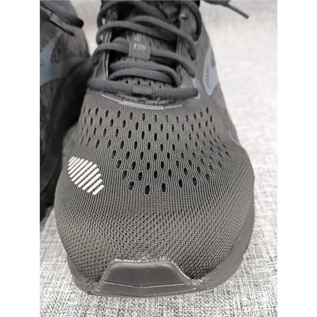 Brooks shoes - Brooks Addiction - Addiction - 110365 1D 020 - Black 16