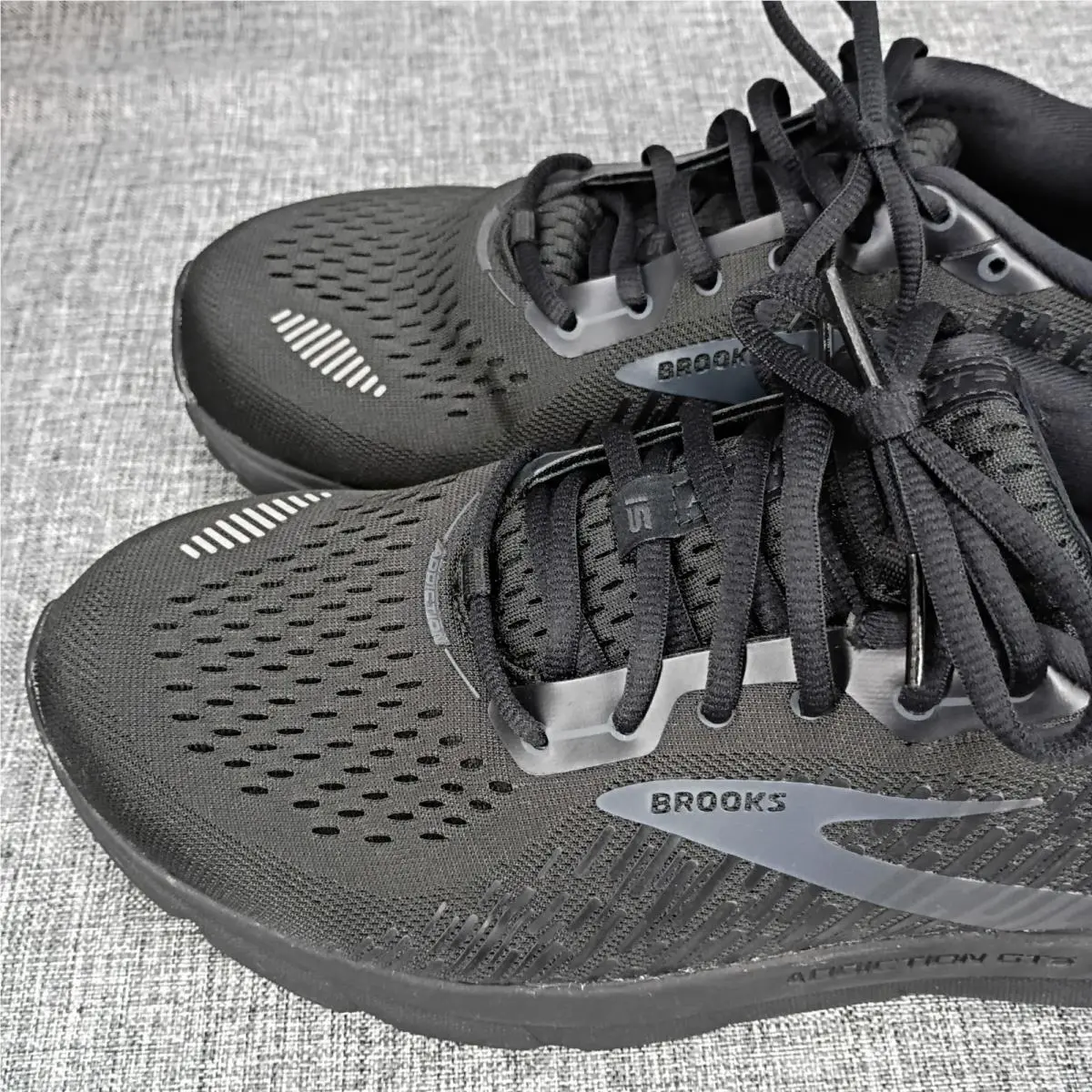 Brooks shoes - Brooks Addiction - Addiction - 110365 1D 020 - Black 2