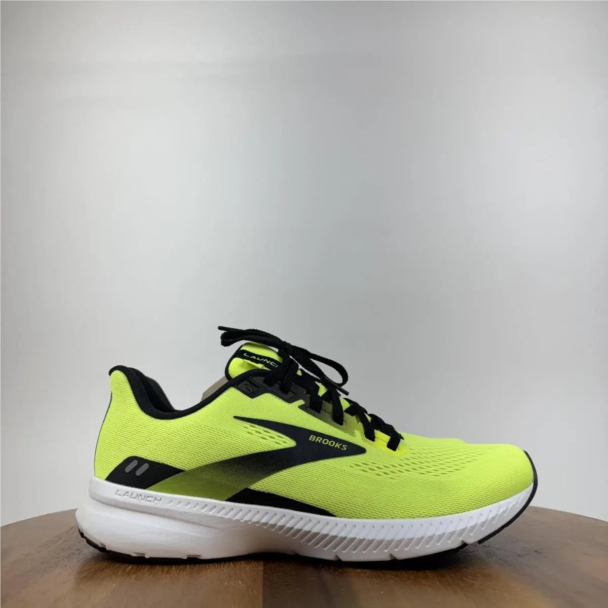 Mens Brooks Launch 8 Neon Yellow Mesh Athletic Running Sneakers Size 8 D