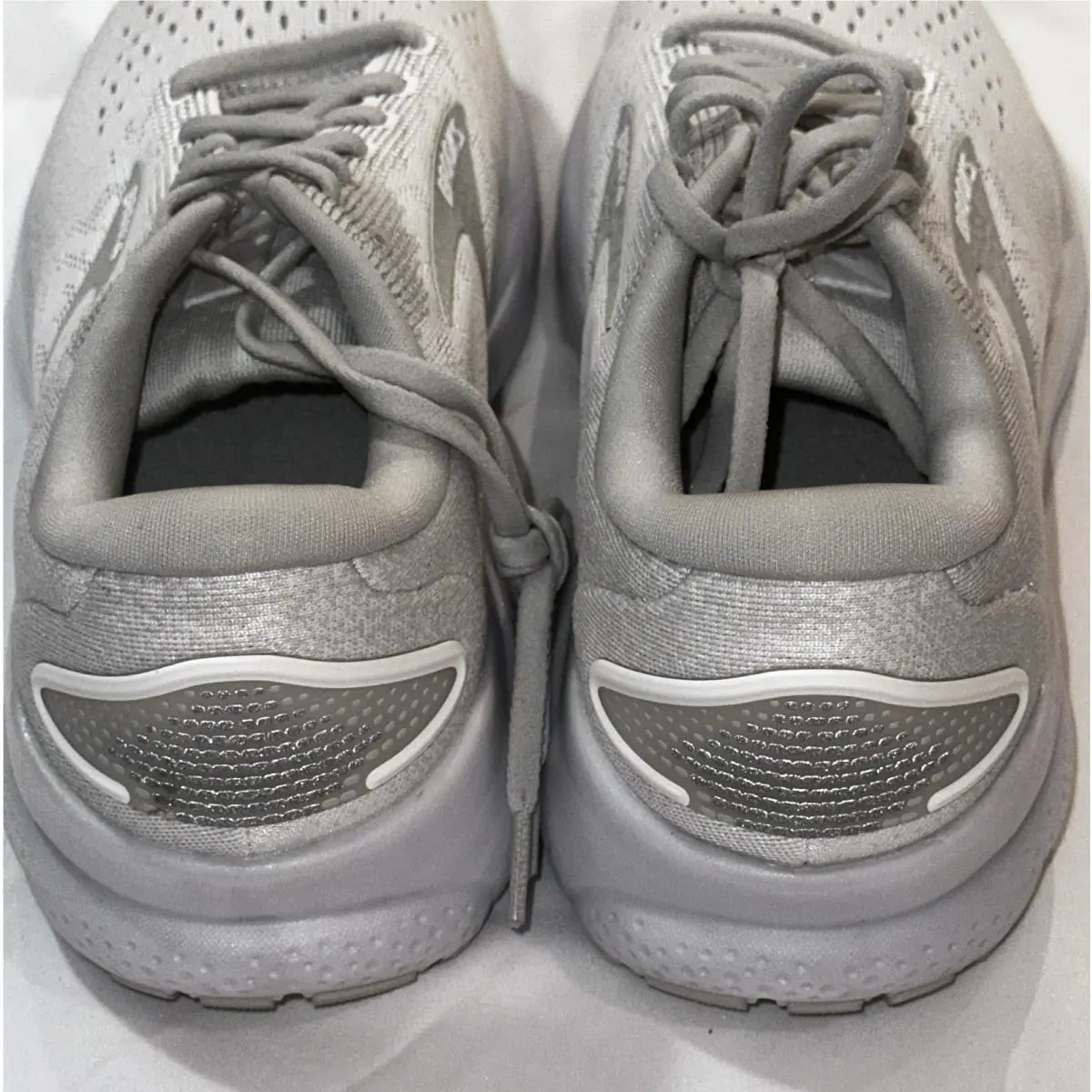 Brooks shoes - Brooks Ghost 16 - Ghost - 120407-1B-151 - White (UPC: 195394430493) 2
