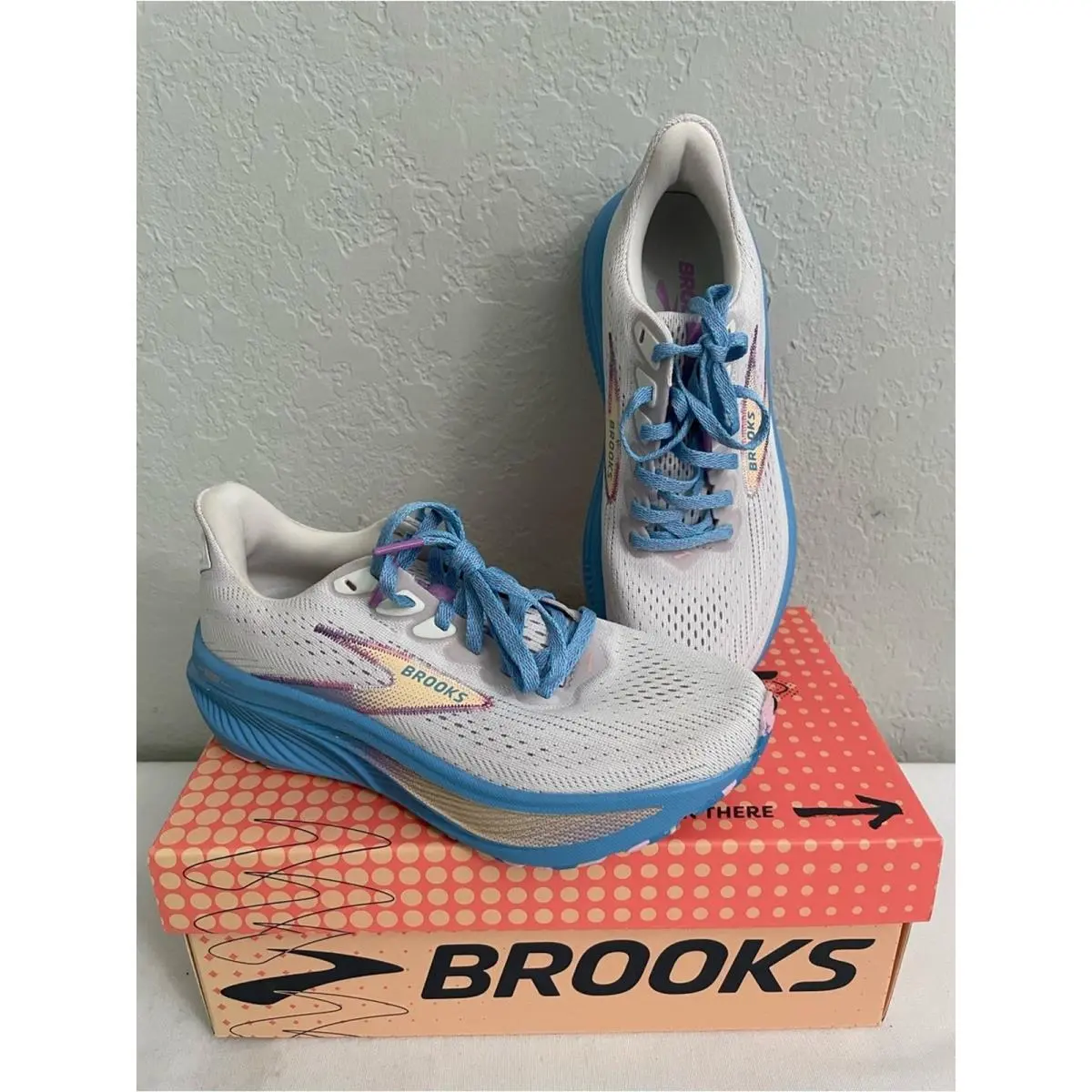 Brooks Women’s Ghost 17 Running Shoes Size 6 Mauve/orchid
