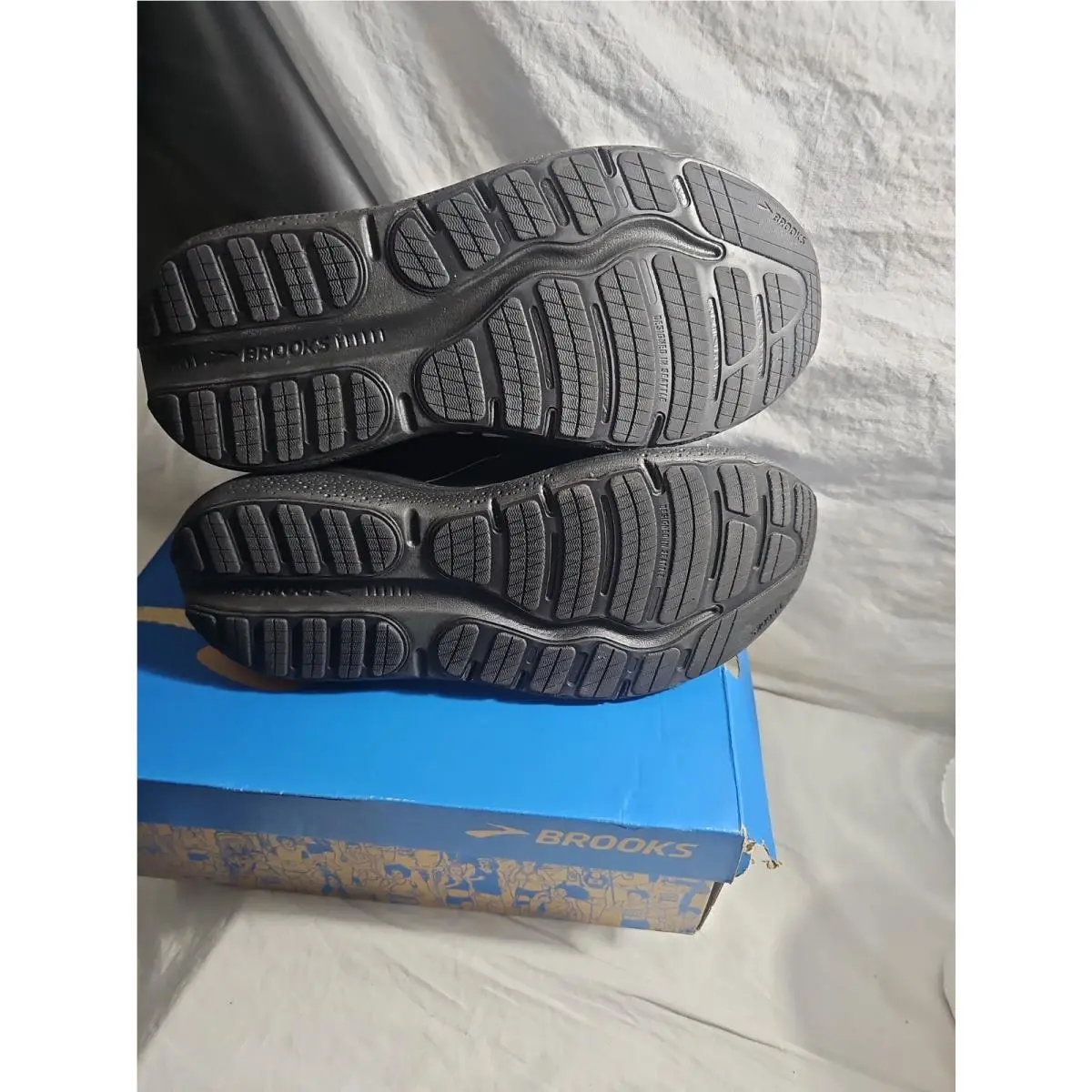 Brooks shoes - Brooks Ghost Max 2 - Ghost Max - Black (UPC: 0195394506341) 4