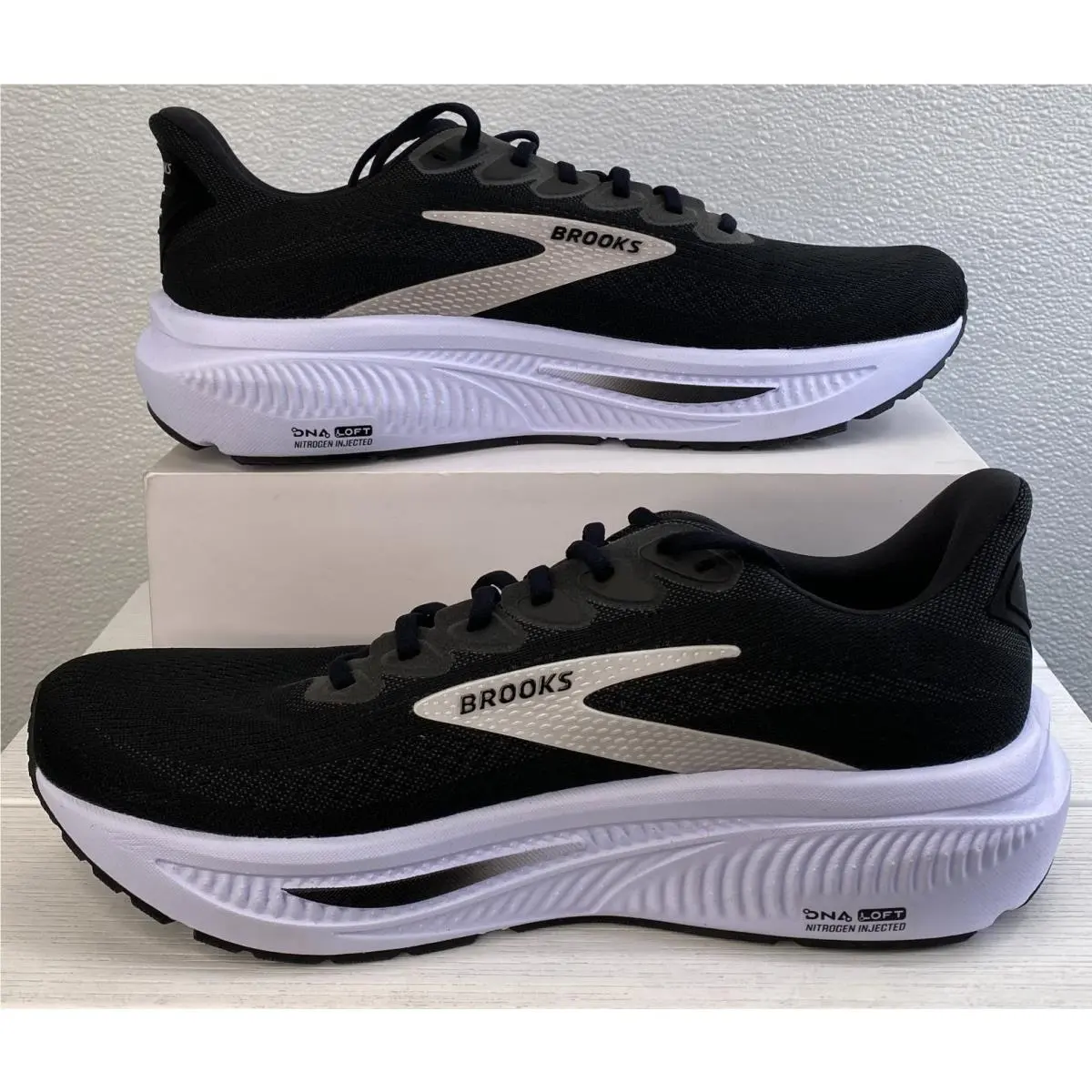 Brooks Ghost 17 Men’s Medium D 110442 1D 090 11
