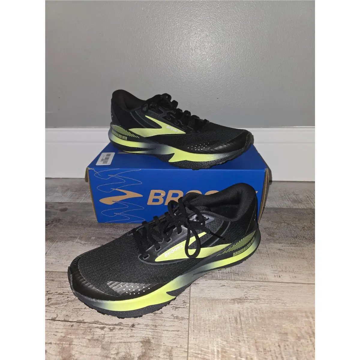 Brooks shoes - 110438033 - 110438-033 - Black (UPC: 195394579918) 0