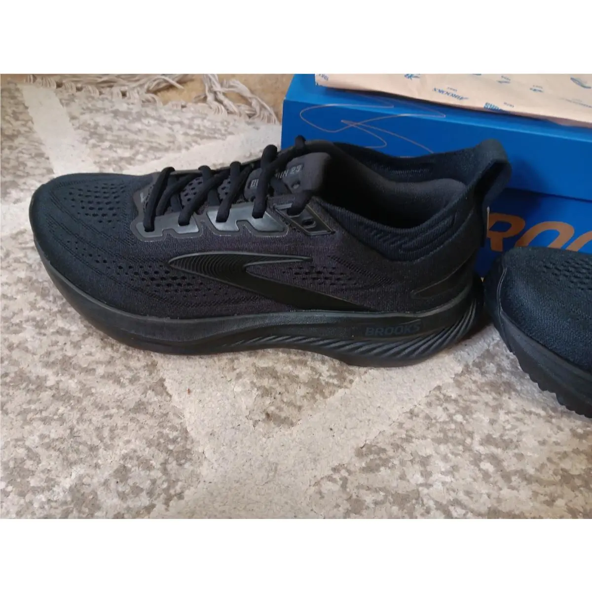 Brooks shoes - Brooks Glycerin 23 - Glycerin - 110476 1D 020 - Black 6