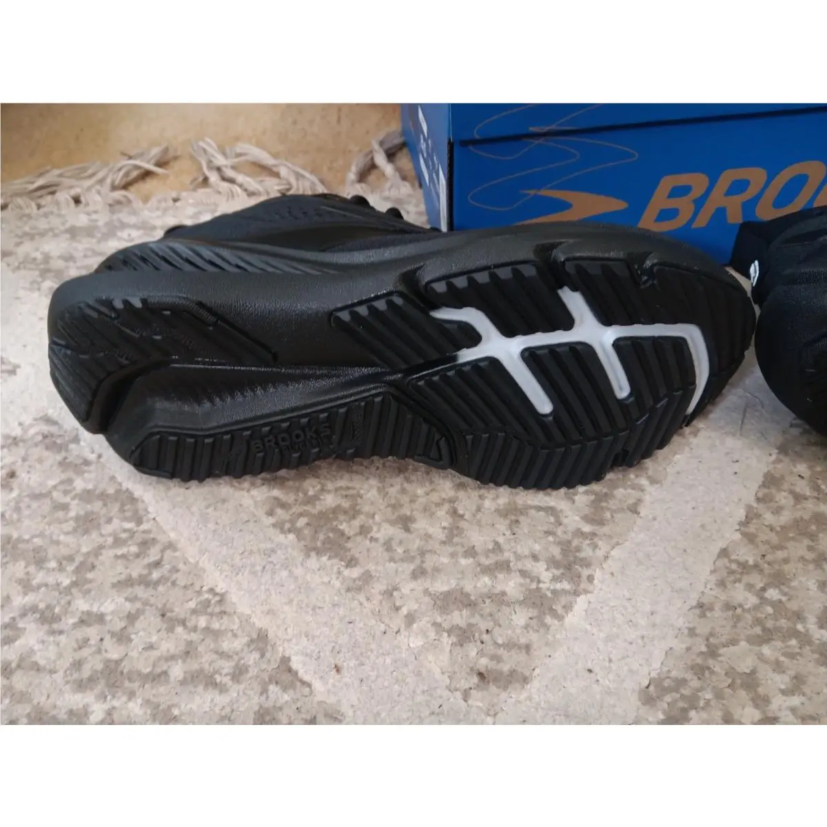 Brooks shoes - Brooks Glycerin 23 - Glycerin - 110476 1D 020 - Black 13