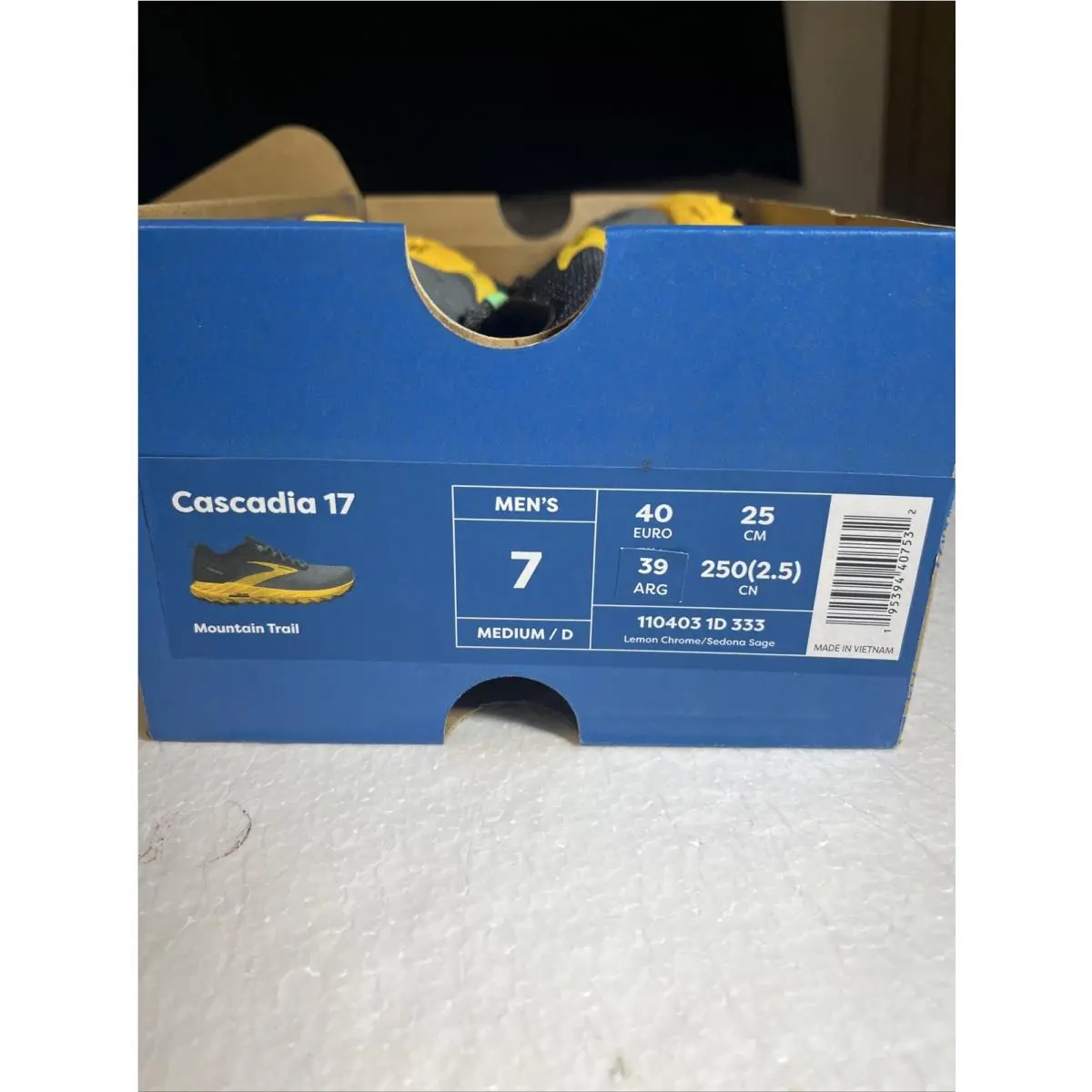 Brooks shoes - Brooks Cascadia 17 - Cascadia - 110403-1D-333 - Gray 0