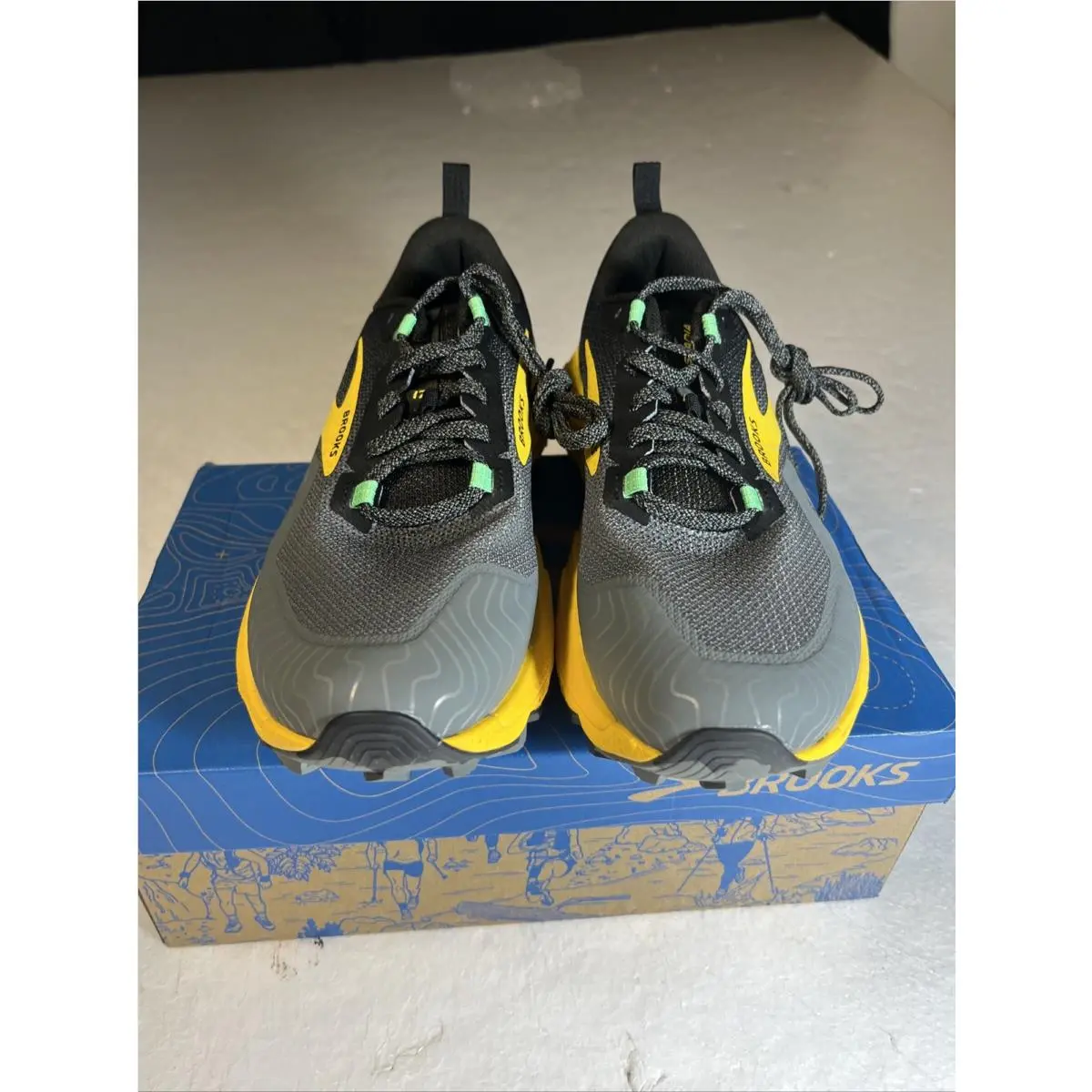 Brooks shoes - Brooks Cascadia 17 - Cascadia - 110403-1D-333 - Gray 1