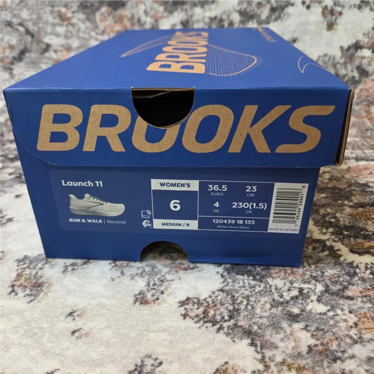 Brooks shoes - Brooks Launch 11 - Launch - White/Grey/Black 13