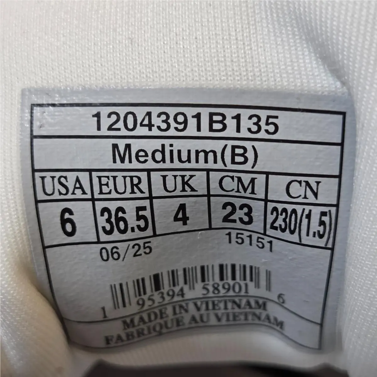 Brooks shoes - Brooks Launch 11 - Launch - White/Grey/Black 9