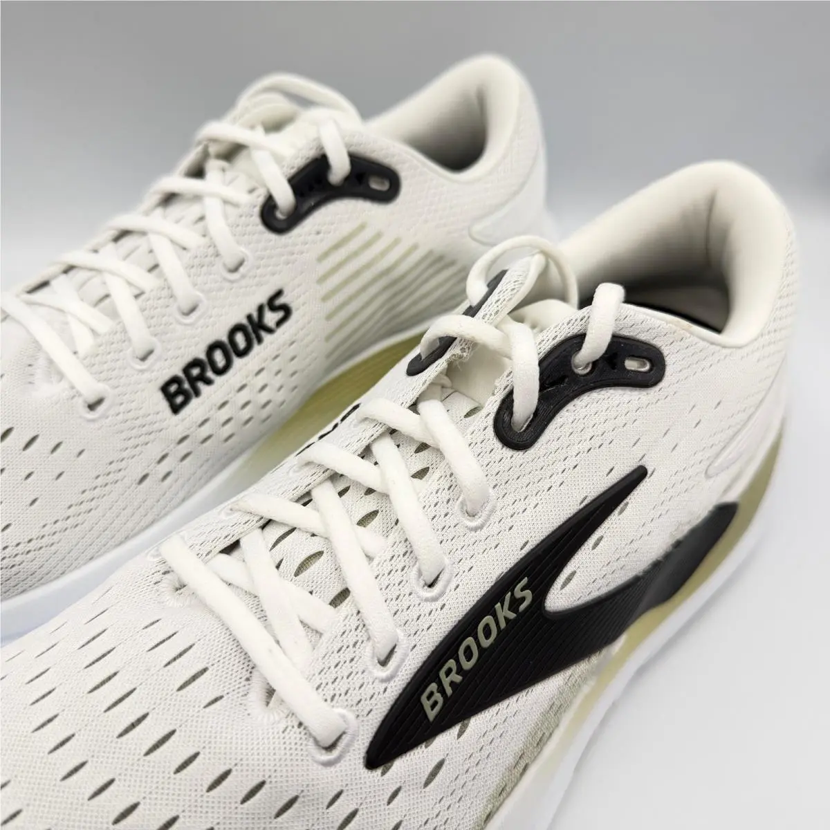 Brooks shoes - Ghost Max 3 - Ghost Max - 110464 1D 162 - White (UPC: 195394692945) 2