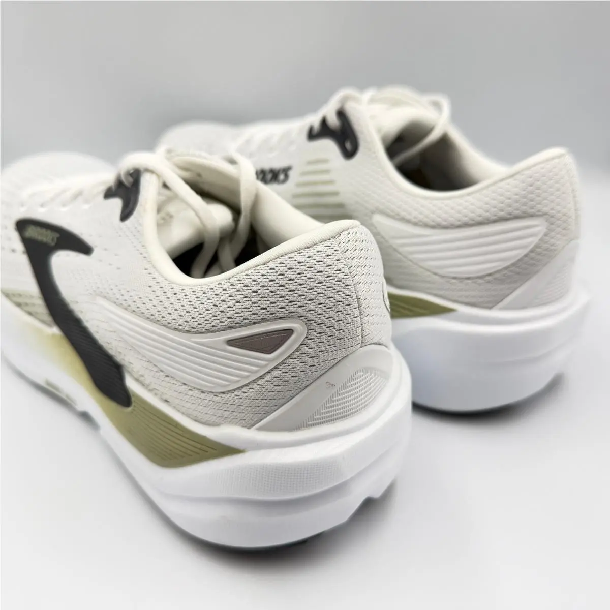 Brooks shoes - Ghost Max 3 - Ghost Max - 110464 1D 162 - White (UPC: 195394692945) 5