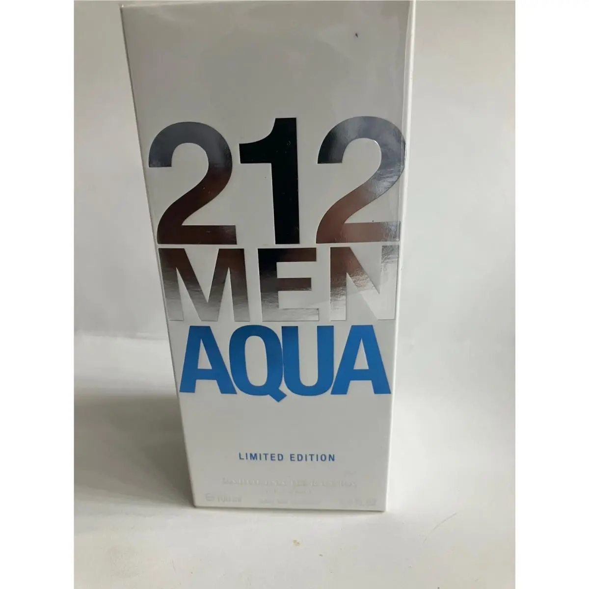 Carolina Herrera 212 Aqua Ltd. Edition 3.4oz Edt Spray For Men Very Rare