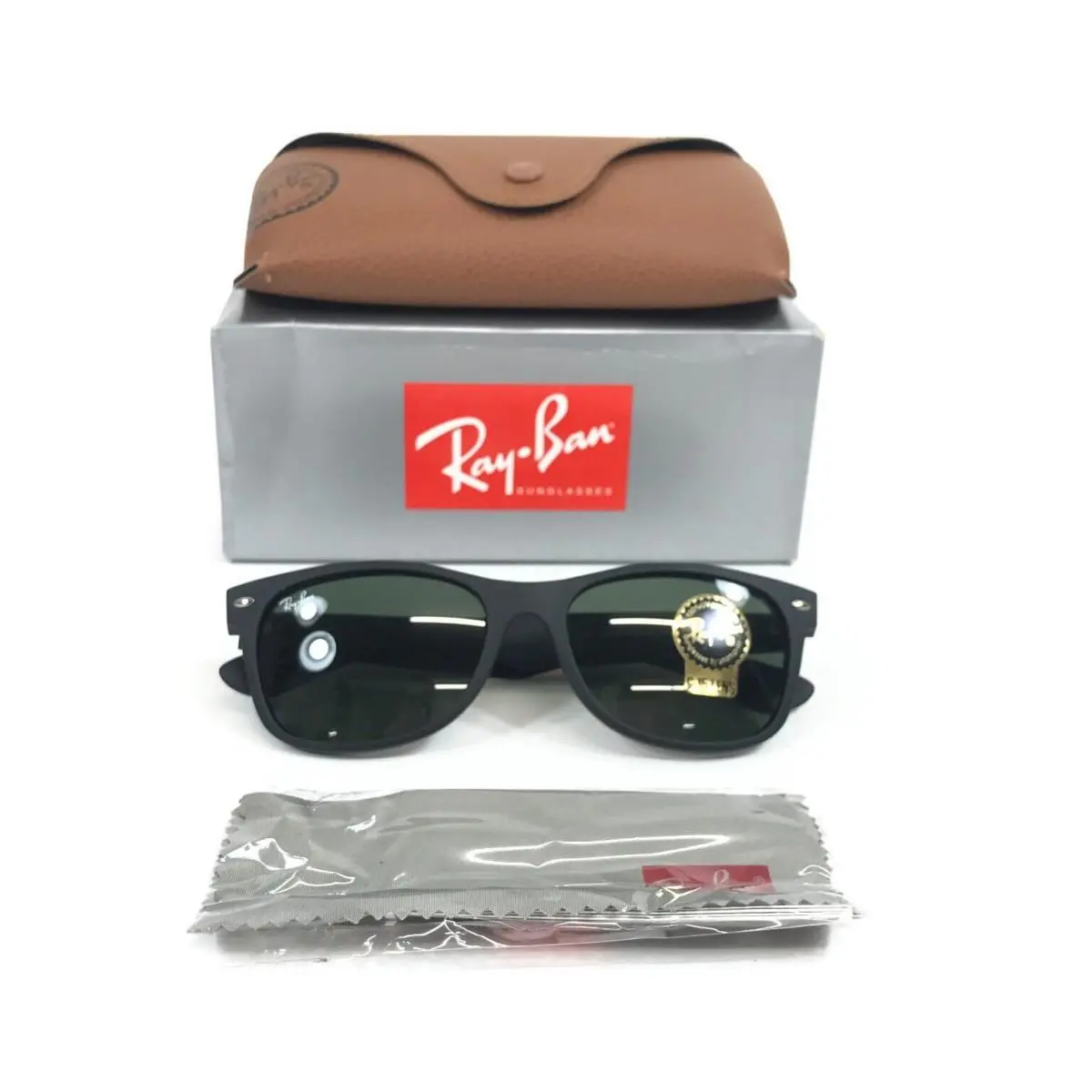 Ray-ban Sunglasses RB2132 Wayfarer 622 Rubberized Black Frames w G-15 Lenses