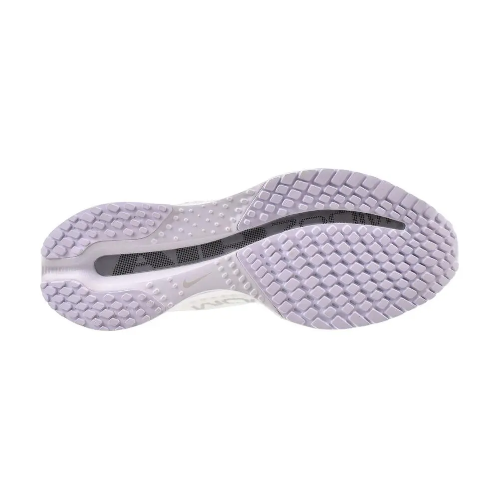 Nike shoes - White/Metallic Silver 10