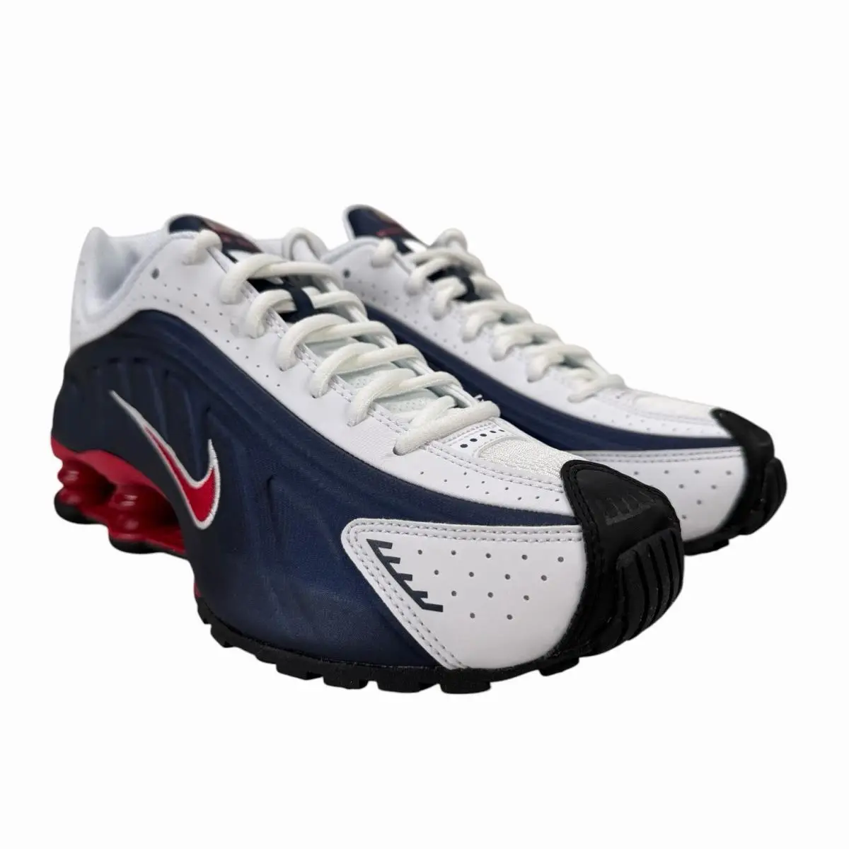 Nike shoes - White 2