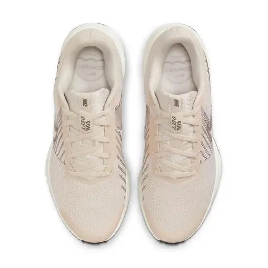 Nike shoes - NIKE Run Defy - Run Defy - HM9593-100 - Brown 2