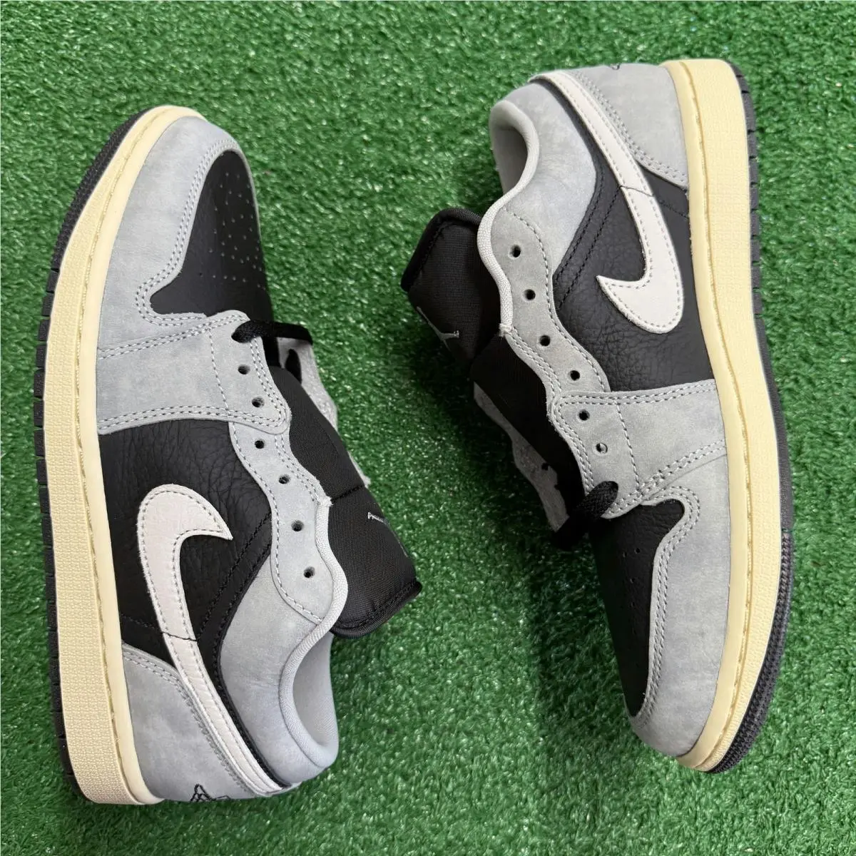 Nike shoes - Jordan 1 Low Light Smoke Grey Off Noir - HQ2010-012 - Gray 6