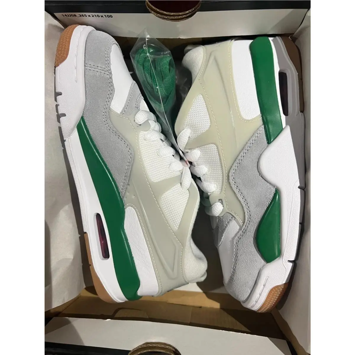 Nike Air Jordan 4 RM GS FQ7938 Size 4Y 7Y