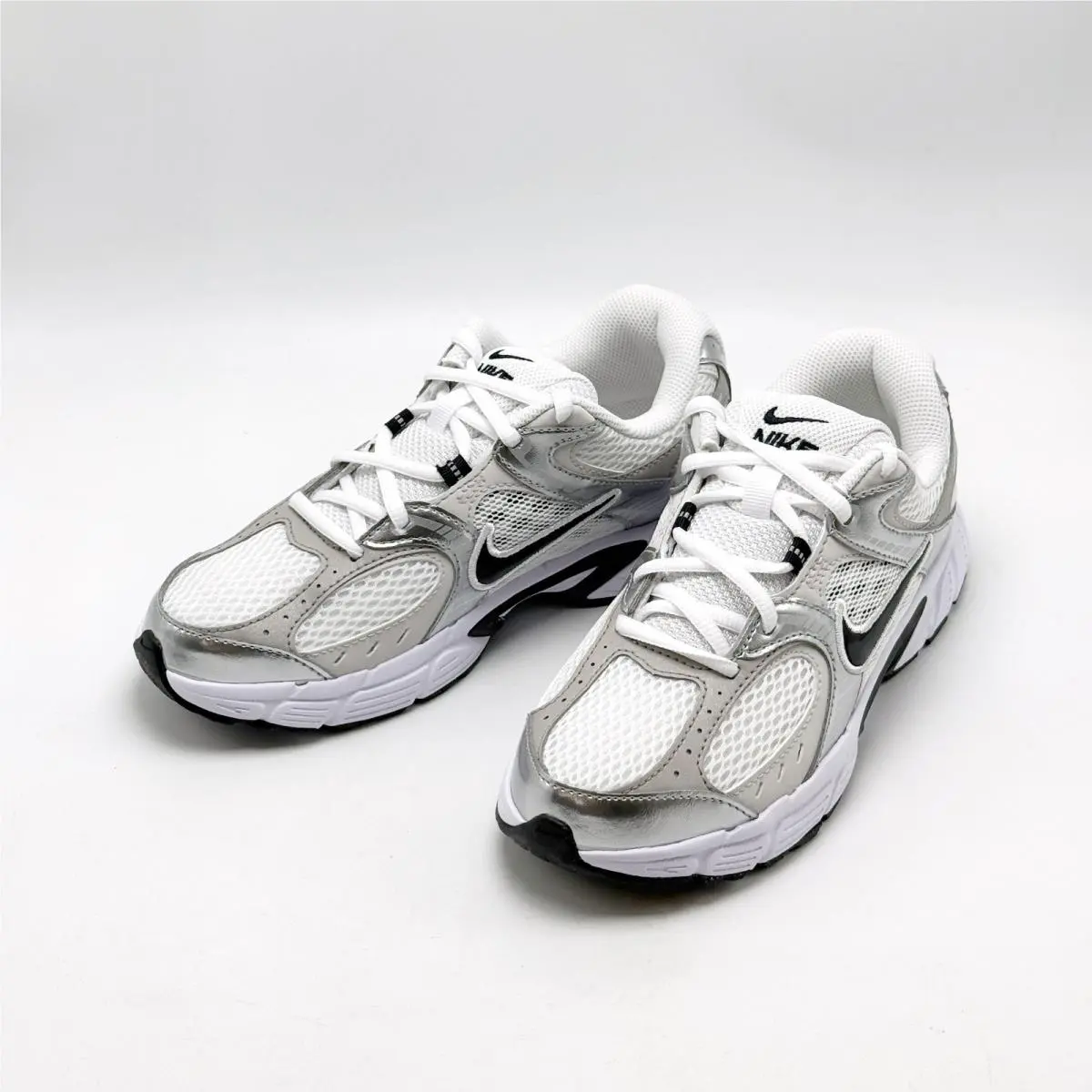 Nike shoes - Gray 0