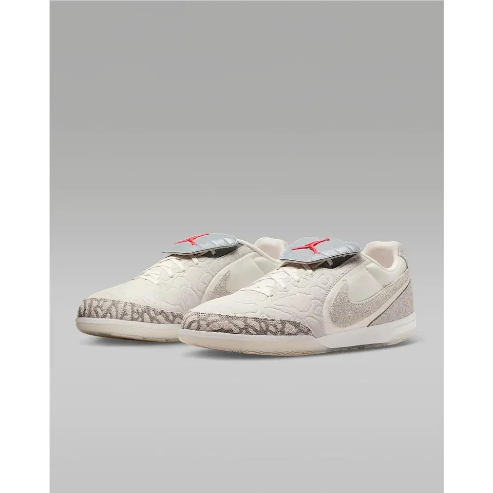 Nike shoes - Jordan Jr Tiempo Streetgato SE - IQ3773 016 - Beige 3