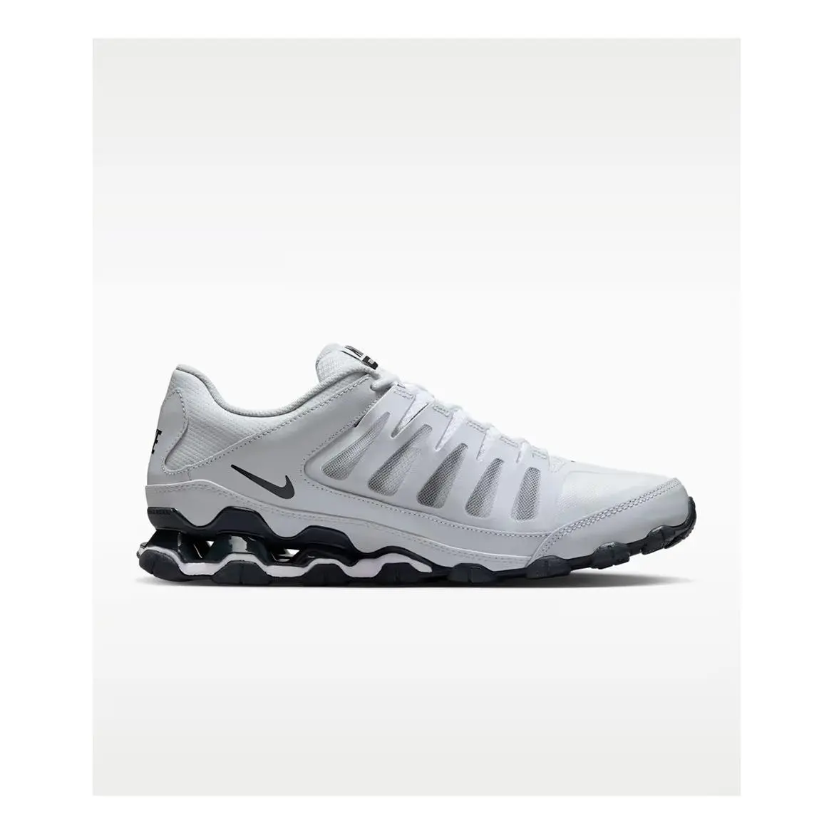 Nike shoes - Reax 8 TR Mesh - Reax Mesh - White 4