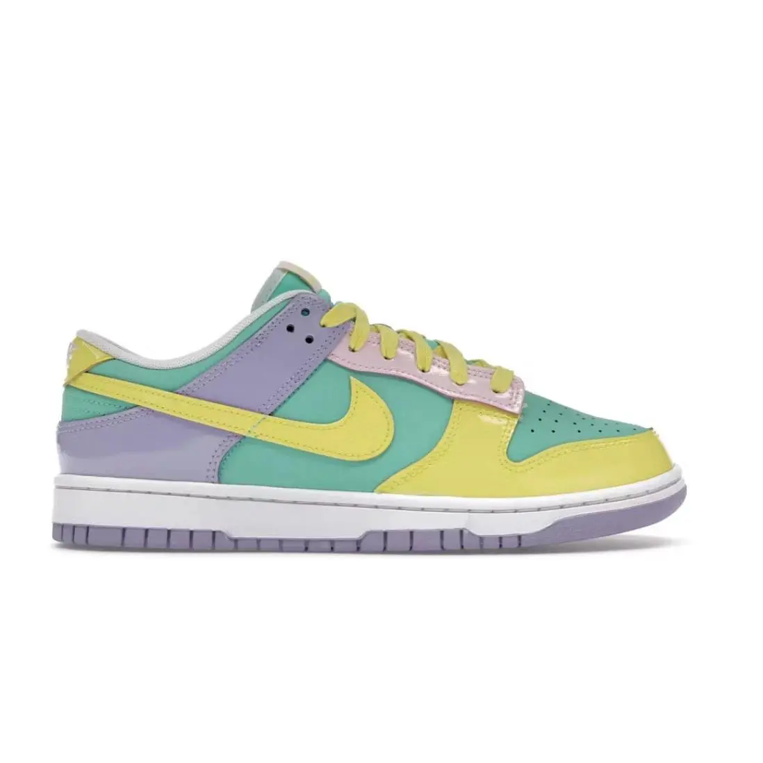 Nike Dunk Low Easter 2026