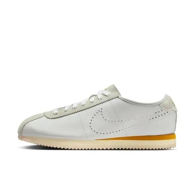 Nike shoes - HQ1841 100 - HQ1841 100 - White/Bronze-Light Bone 0