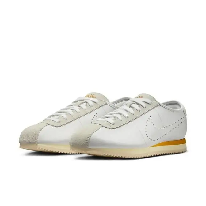 Nike shoes - HQ1841 100 - HQ1841 100 - White/Bronze-Light Bone 1