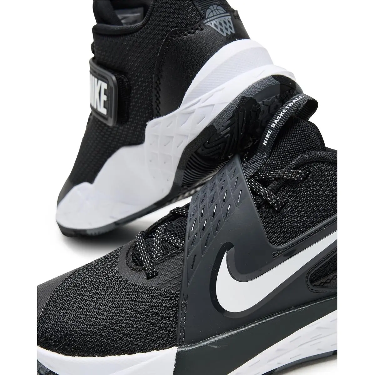 Nike shoes - Black/Black/Metallic Gold/White 25