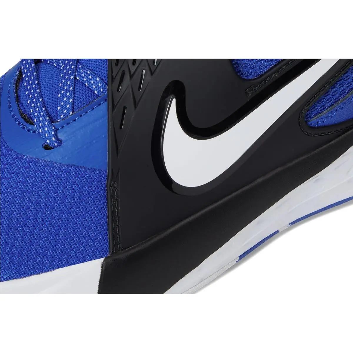 Nike shoes - Black/Black/Metallic Gold/White 46