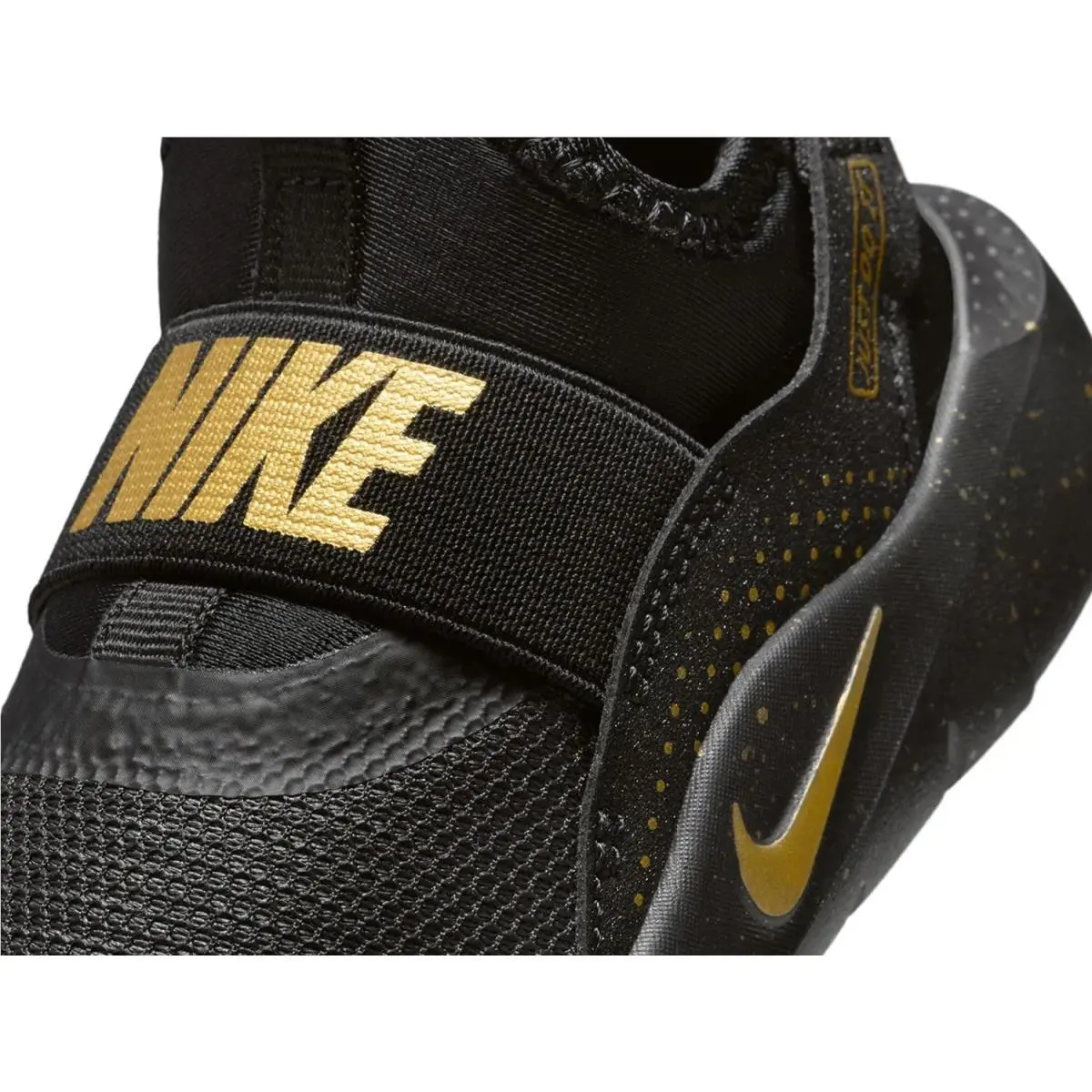 Nike shoes - Black/Gold 5