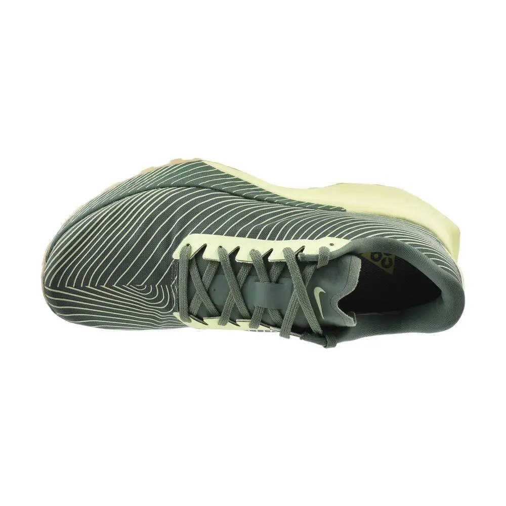 Nike shoes - Dutch Green/Barely Volt 9