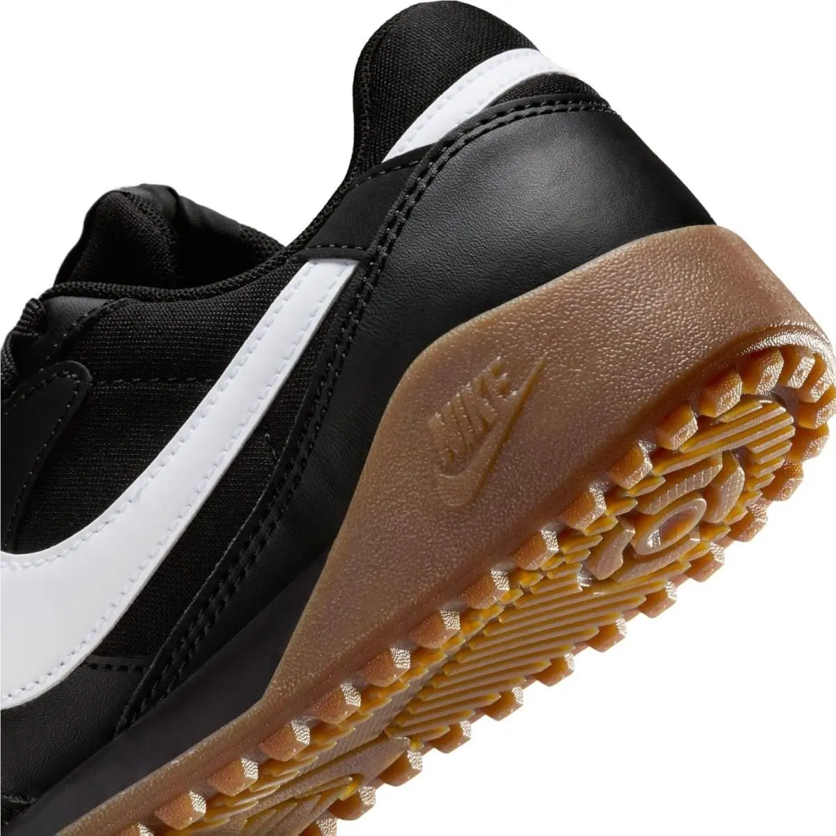 Nike shoes - Black/White/Gum Medium Brown 1