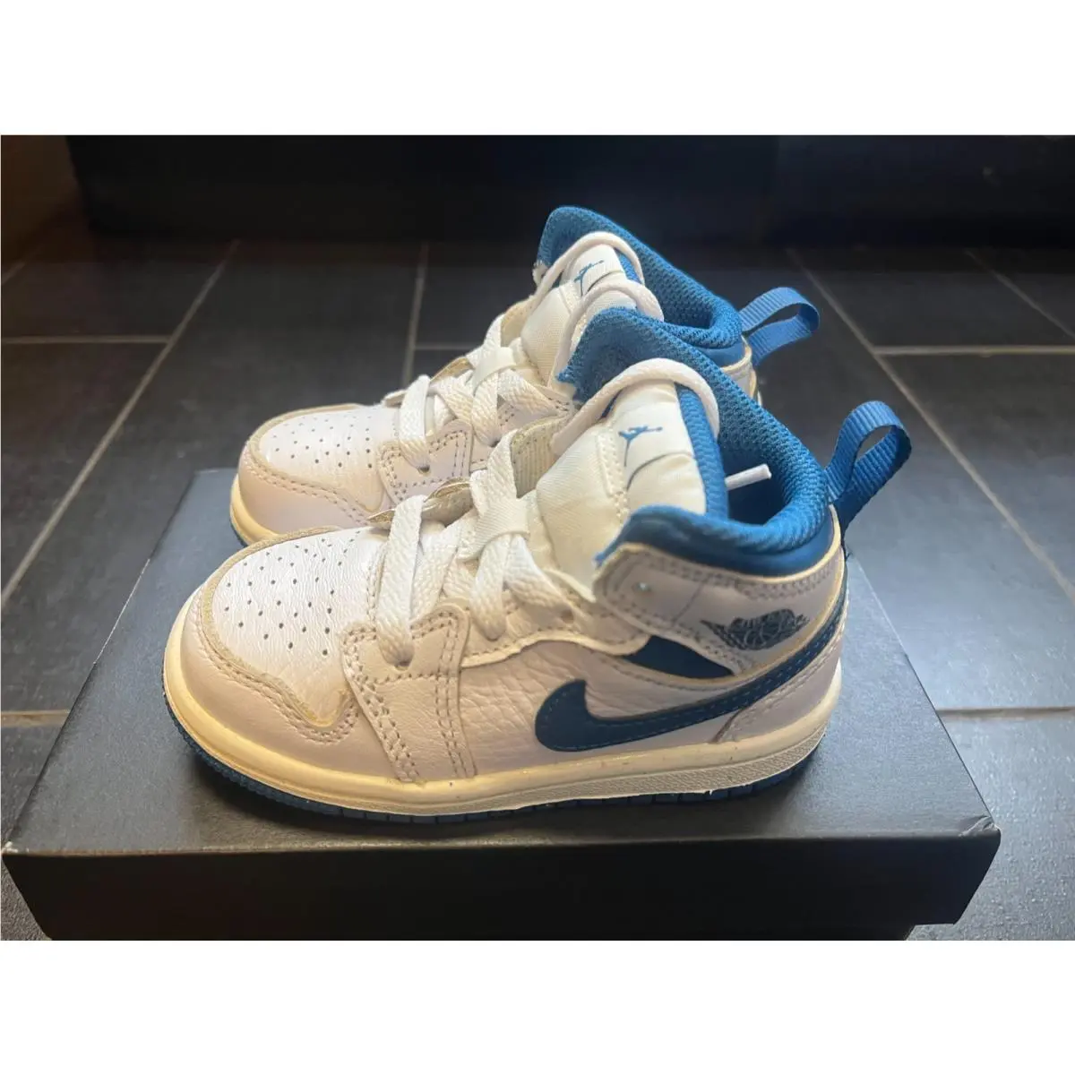 FN7537-141 Nike Air Jordan 1 Mid SE Industrial Blue TD