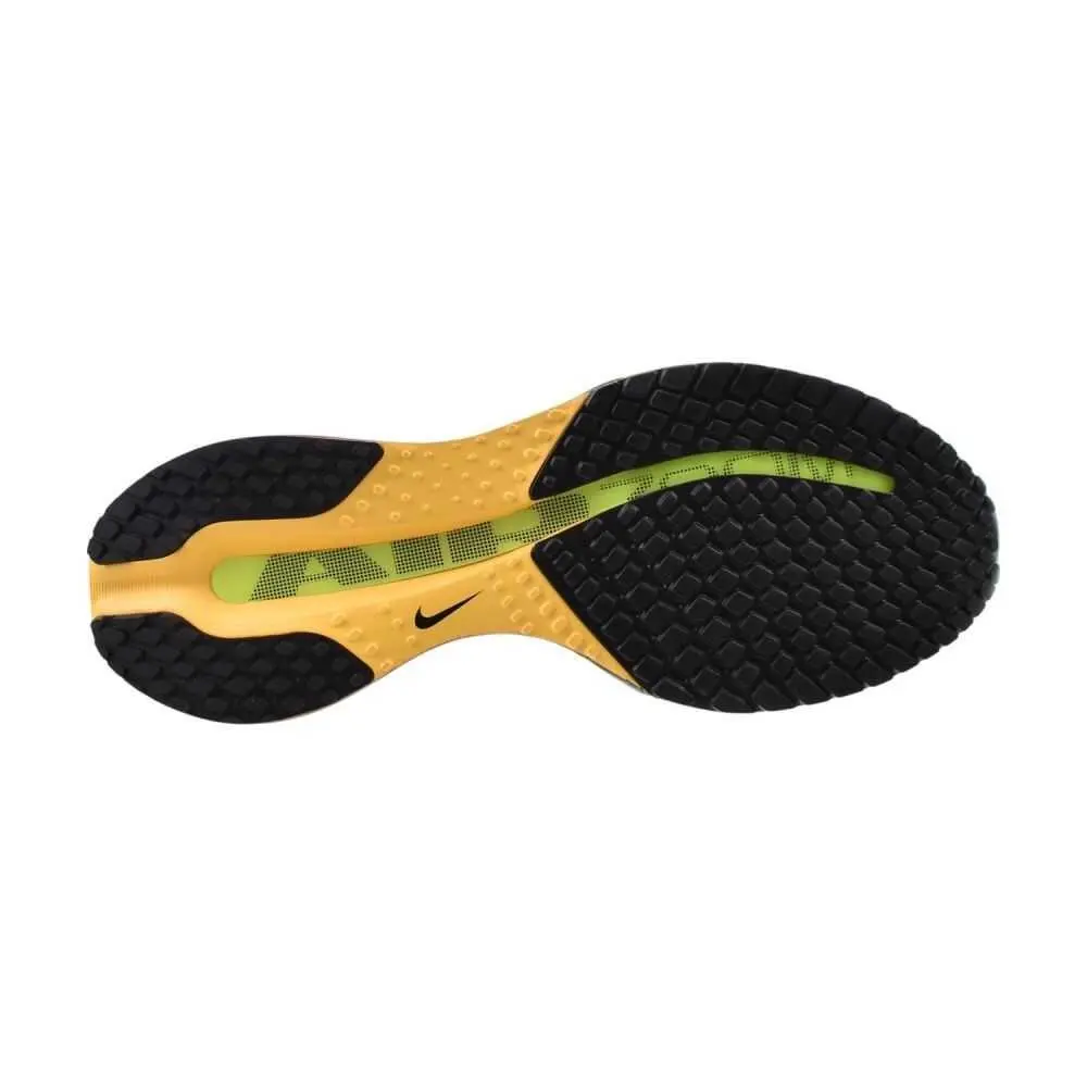 Nike shoes - Alabaster/Black-Barely Volt 10