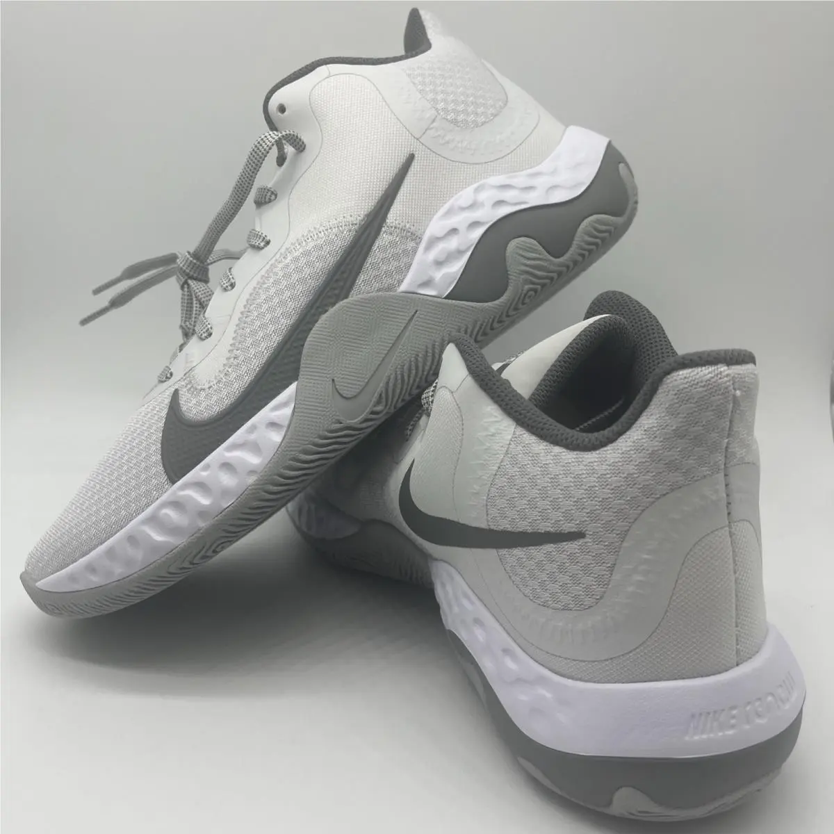 Nike Renew Elevate Basketball Shoes Size 10-10.5 Triple Grey White CK2669-002
