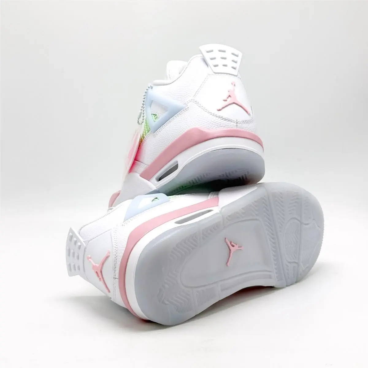 Nike shoes - White 3